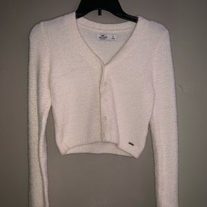 small hollister cropped fuzzy button up